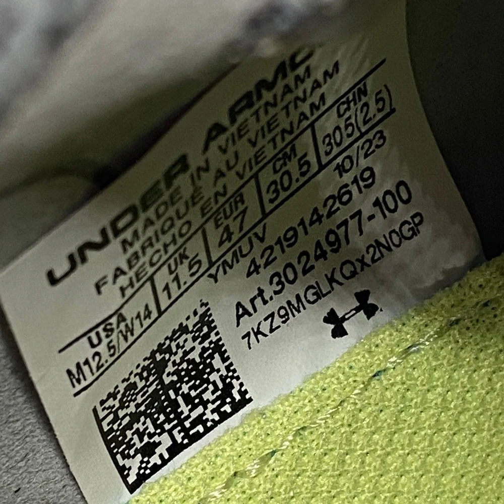 Under Armour Flow Futr X Mens Size 12.5 Grey Lime Yellow IntelliKnit Sneakers